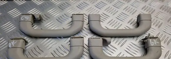Mercedes-Benz A W168 A set of handles for the ceiling 