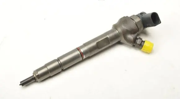 Seat Leon (5F) Fuel injector 0445110477