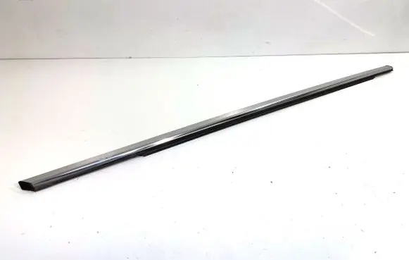 Ford S-MAX Front door glass trim molding 