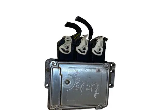 Ford Mondeo MK V Engine control unit/module FS7112A650FD FS7112B684DA 0281032142
