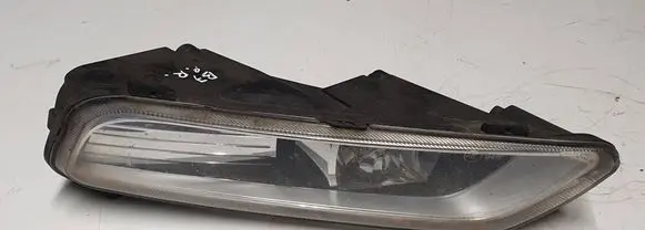 Volkswagen PASSAT B7 Front fog light 3AA941662E