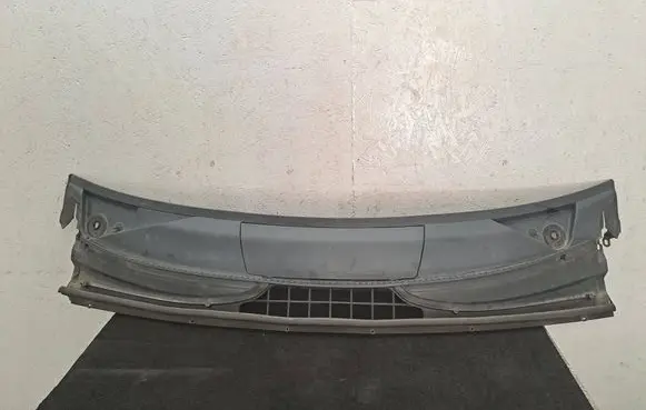 Mercedes-Benz Vito Viano W639 Wiper trim A6398840074 A6398840022