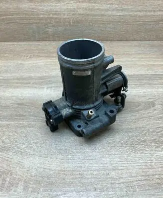 BMW 3 E36 Throttle valve BMWE36THROTTLEBODY