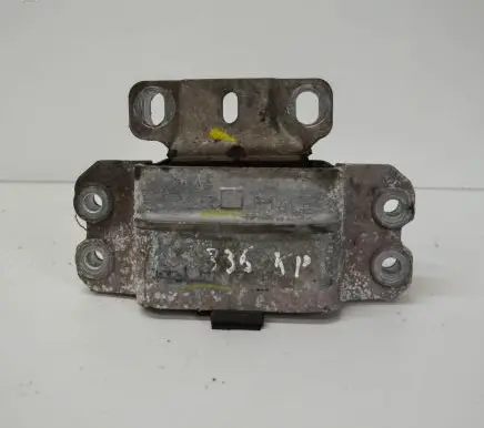 Volkswagen Jetta VI Engine mount bracket 1K0199555CD