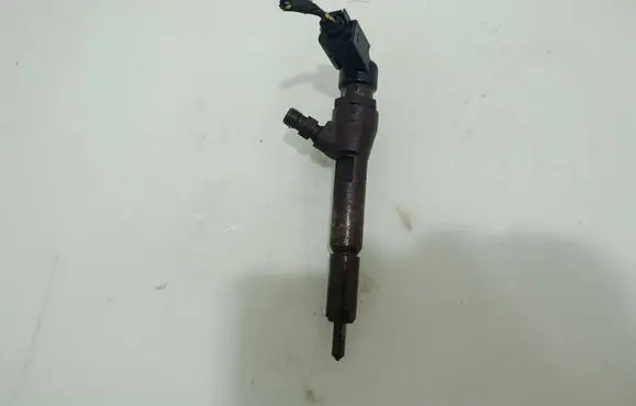 Ford Mondeo MK IV Fuel injector 4M5Q9F593AD