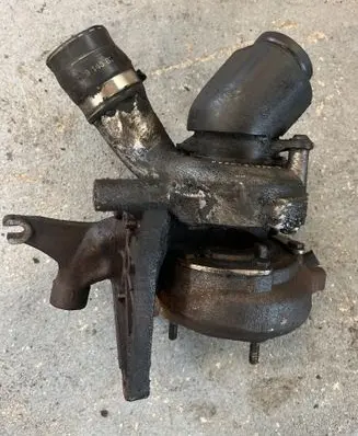 Audi A6 S6 C6 4F Turbo 045239B