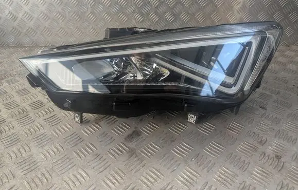 Seat Leon IV Headlight/headlamp 5FB941007G