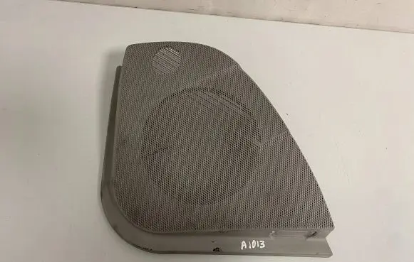 Mercedes-Benz E W211 Side speaker trim/cover A2117370688