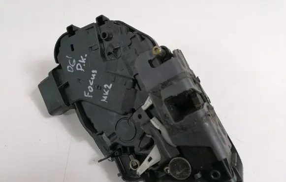 Hyundai Santa Fe Front door lock R21813CJ