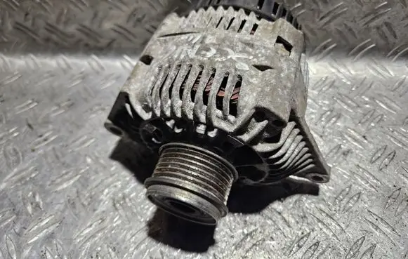 Renault Scenic I Generator/alternator 8200107686 2542551A