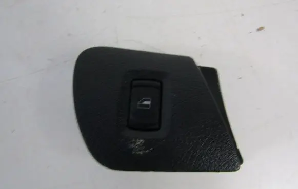 Skoda Octavia Mk2 (1Z) Electric window control switch 3B0959855