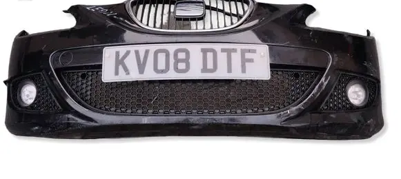 Seat Leon (1P) Front bumper ZDERZAKLEONII
