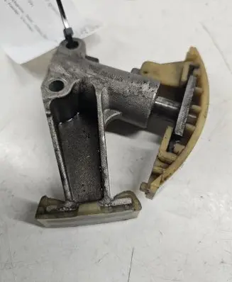 KIA Sorento Timing belt/chain tensioner 