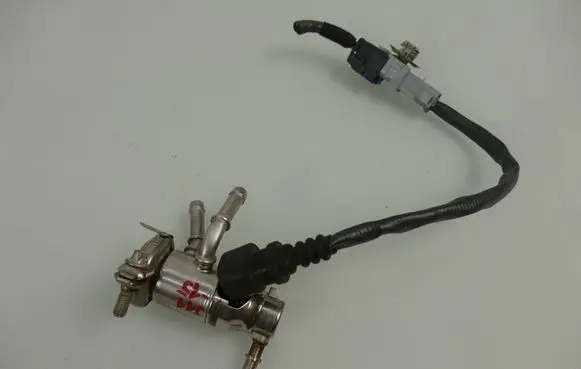 Nissan Qashqai AdBlue injector 208995377R