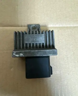 Suzuki Grand Vitara II Glow plug pre-heat relay 7700115078 BED712