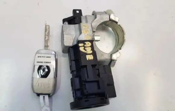 Renault Megane III Ignition lock