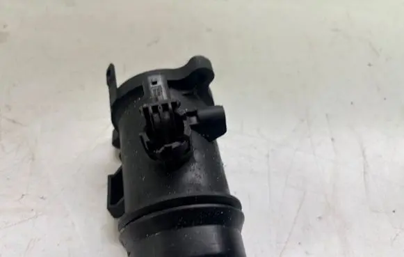 BMW 1 F20 F21 Mass air flow meter 1161851949203 8519492