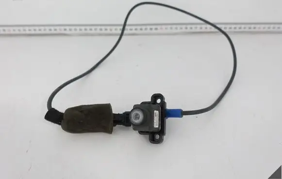 Volkswagen Touareg II Front bumper camera 7P6980551
