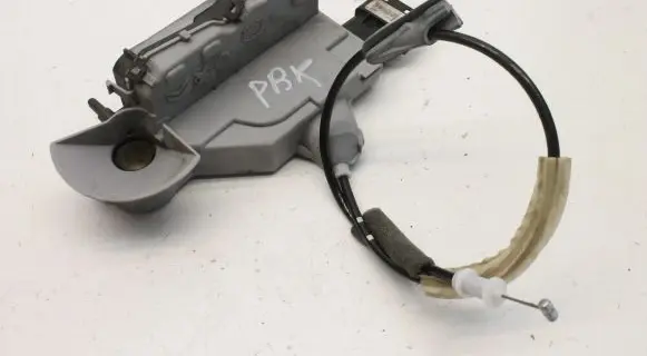 Citroen C4 Cactus Coupe door lock (next to the handle) 