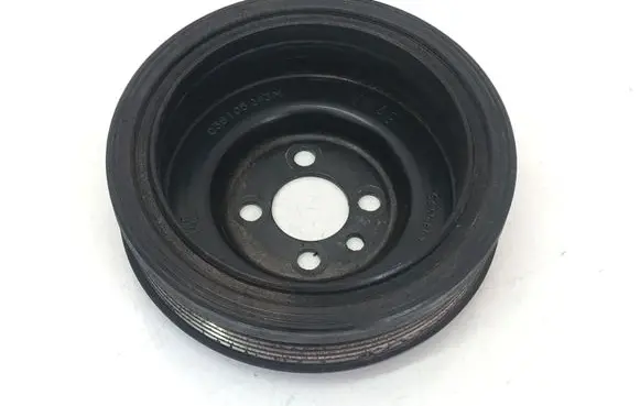 Volkswagen Polo V 6R Crankshaft pulley 038105243M