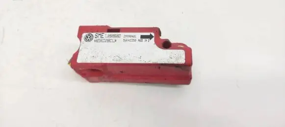 Volkswagen Golf IV Airbag deployment crash/impact sensor 1J0909609D 5WK42350
