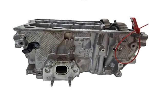 Opel Corsa E Engine head S27635859 55512233 LIH