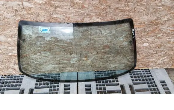 Fiat Siena Front vent window/glass (coupe) 