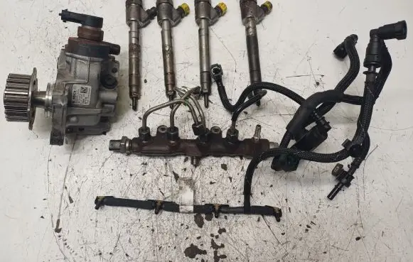 Peugeot 508 II Fuel injection system set 0445010761 9817903080 0445110955