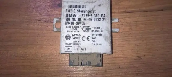 BMW 5 E39 Immobilizer control unit/module 61358380137 61.35-8380137