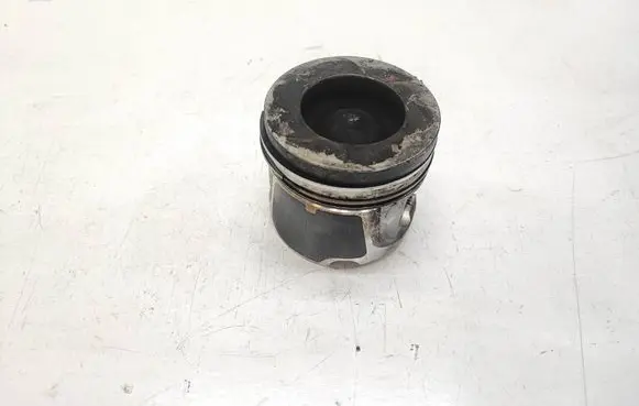 Piston