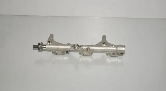 Fuel main line pipe