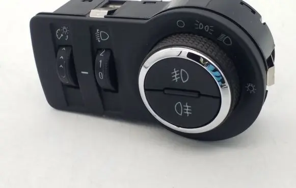 Chevrolet Cruze Light switch 13301758 251545