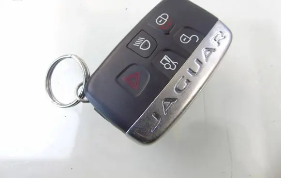 Jaguar XE Ignition key/card EW93-15K601-BD
