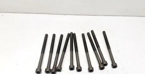 Volvo V70 Cylinder head bolts 