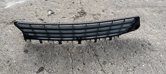Opel Signum Front bumper lower grill 13100588 0551004542