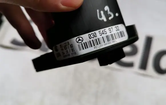 Mercedes-Benz E W212 Steering angle sensor A0305459732 0305459732