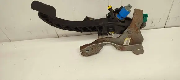 Renault Scenic III - Grand scenic III Clutch pedal 465030038R