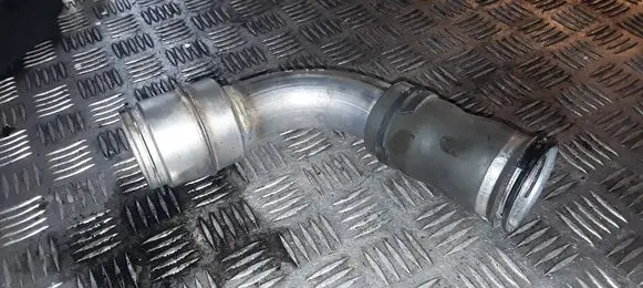 Renault Megane III Turbo air intake inlet pipe/hose