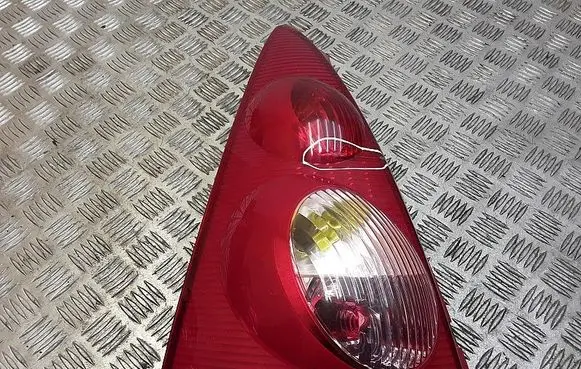 Peugeot 107 Rear/tail lights 815600h040