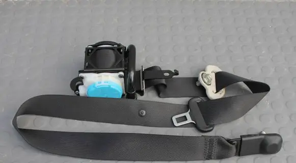Front seatbelt