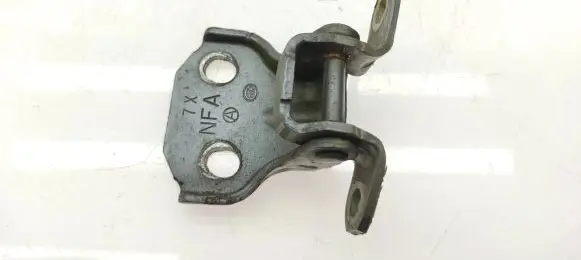 Subaru Tribeca Front door lower hinge 
