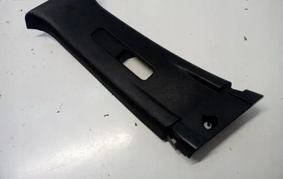 (B) pillar trim (top)