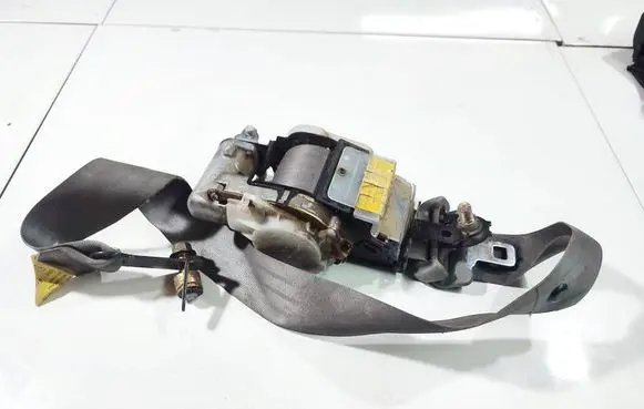 Subaru Forester SF Front seatbelt 0426160 E40426160