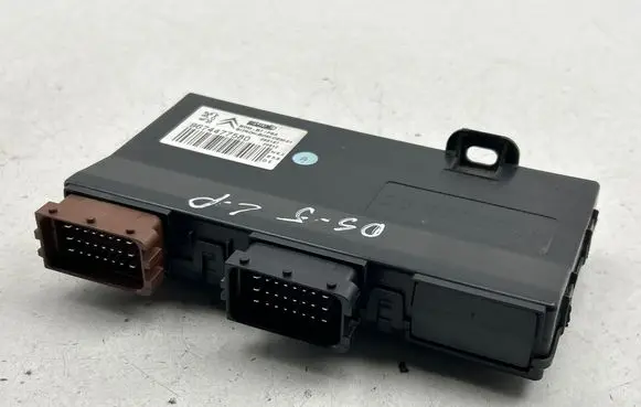 Citroen DS5 Seat control module 9674477580 068187 29912