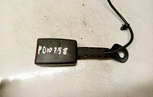 Porsche Cayenne (9PA) Front seatbelt buckle 7L0857778C