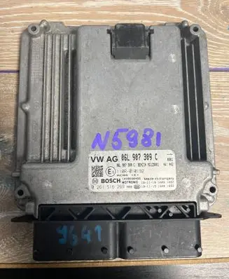 Volkswagen Polo VI Engine control unit/module 06L907309C 0261S16269