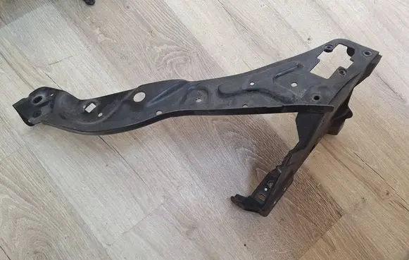 Mercedes-Benz E W212 Headlight/headlamp mounting bracket A2126200185