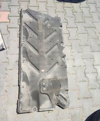 Mercedes-Benz CLA C117 X117 W117 Center/middle under tray cover A2466840100