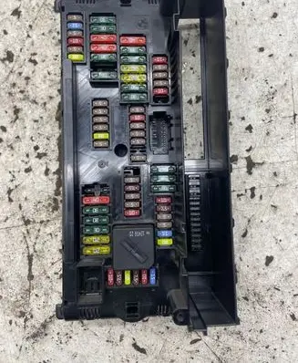 BMW 6 F12 F13 Fuse module 9252815 03800749 317033442