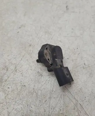 Volkswagen PASSAT B5 Air pressure sensor 0281002177